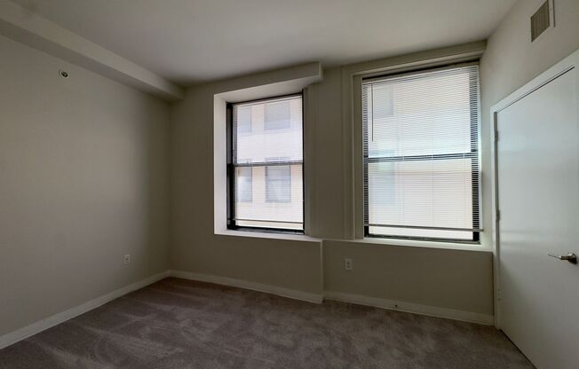 2 beds, 2 baths, 930 sqft, $2,000, Unit HA-802