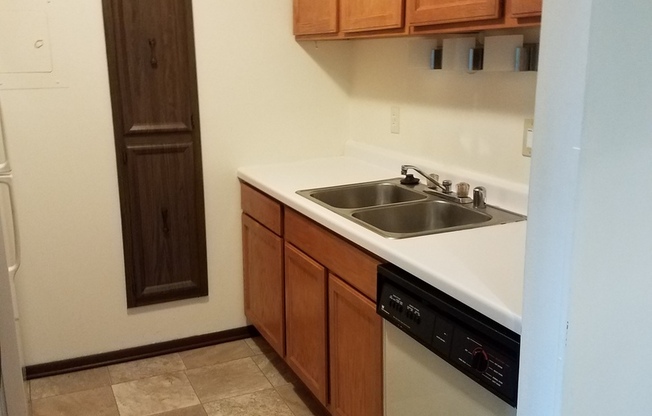 1 bed, 1 bath, 621 sqft, $795