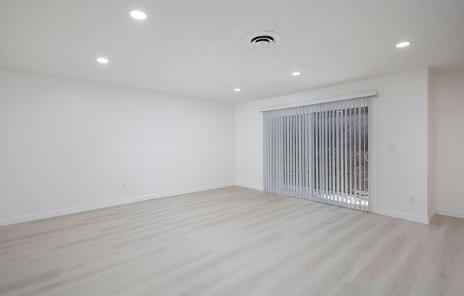 2 beds, 2 baths, 1,246 sqft, $2,400, Unit 022