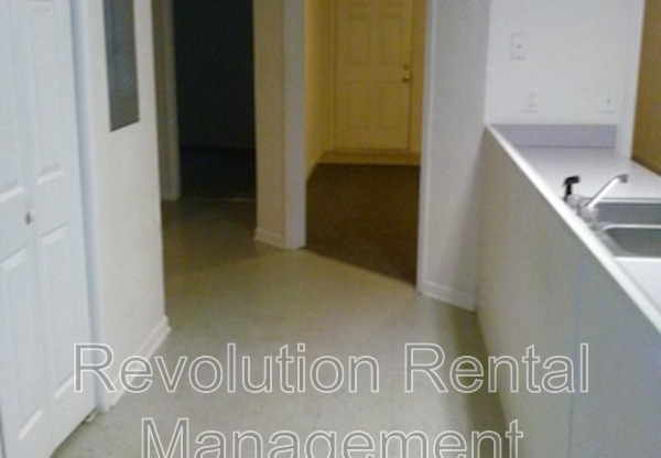 733 Stallings Rd Apt D