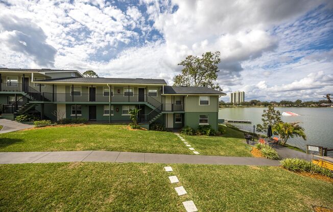 2 beds, 2 baths, 1,116 sqft, $1,349, Unit APT 5