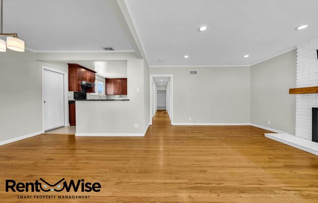 338 ARBOR DR