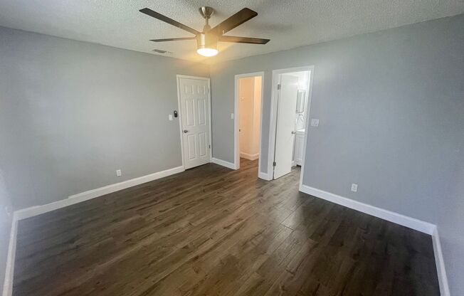 2 beds, 2 baths, 800 sqft, $1,650, Unit 1B