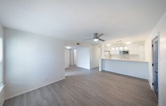 2 beds, 2 baths, $1,450, Unit 8