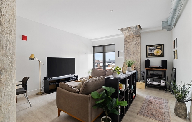 9 Medford St 408