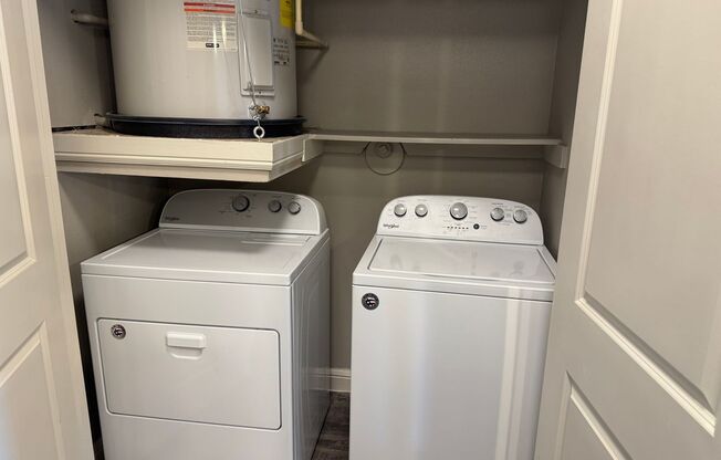 2 beds, 2 baths, 947 sqft, $1,399, Unit 3A-1305