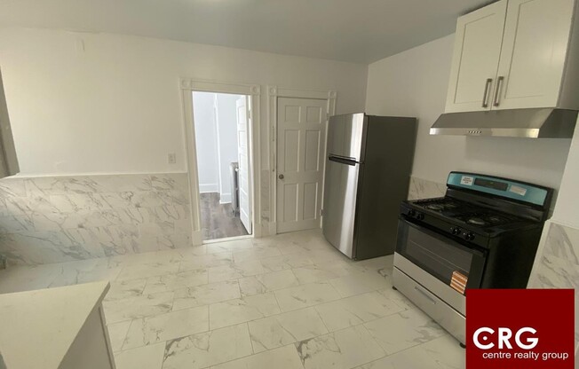 12 CHESTNUT HL AVE