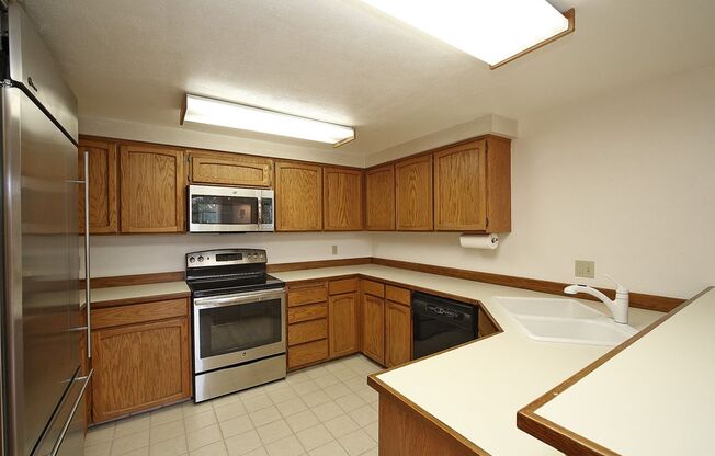 2 beds, 2 baths, $2,995, Unit # 401