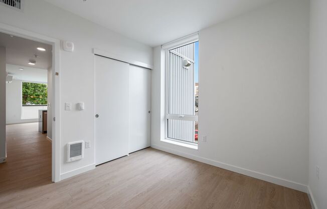 1 bed, 1 bath, 421 sqft, $1,795, Unit 409