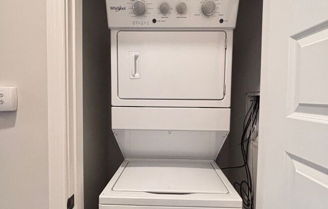 1 bed, 1 bath, 750 sqft, $995, Unit E201