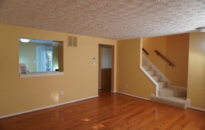 37 TRAILWOOD RD