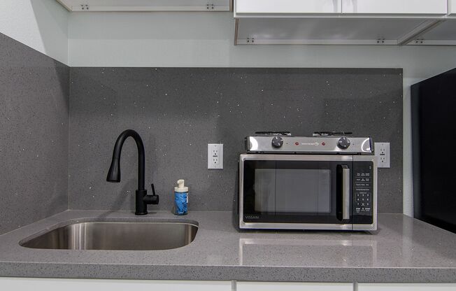 Studio, 1 bath, 141 sqft, $1,145.83, Unit 12