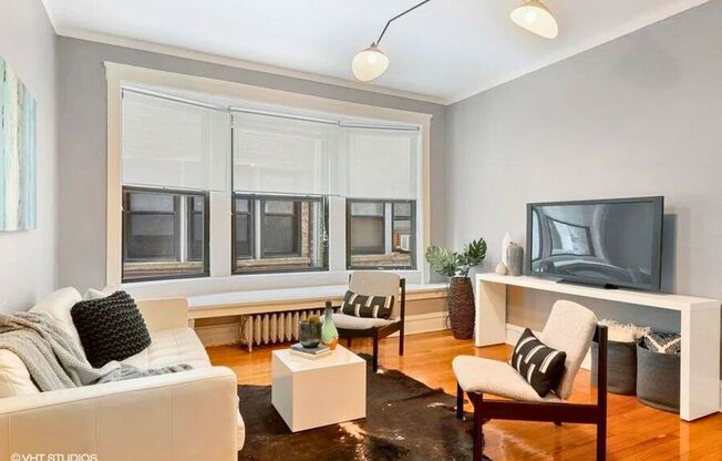 1 bed, 1 bath, 800 sqft, $2,397, Unit 1C