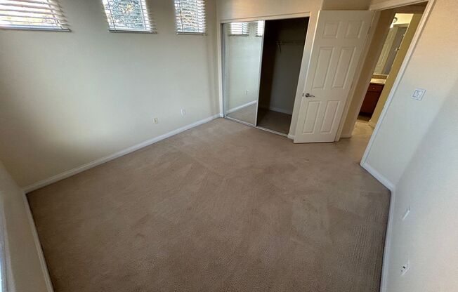 2 beds, 2 baths, $1,225, Unit # 2052