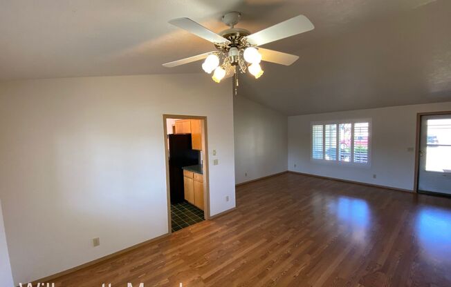 Beautiful 3 Bedrooms, 2 Bathrooms, In Aumsville