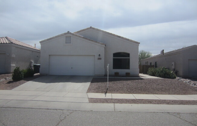 Attractive 3 Bed. 2 Ba. Home In Rita Ranch Available Around June 1st!