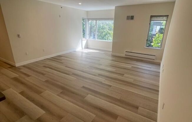 2 beds, 1 bath, 970 sqft, $3,095, Unit 202