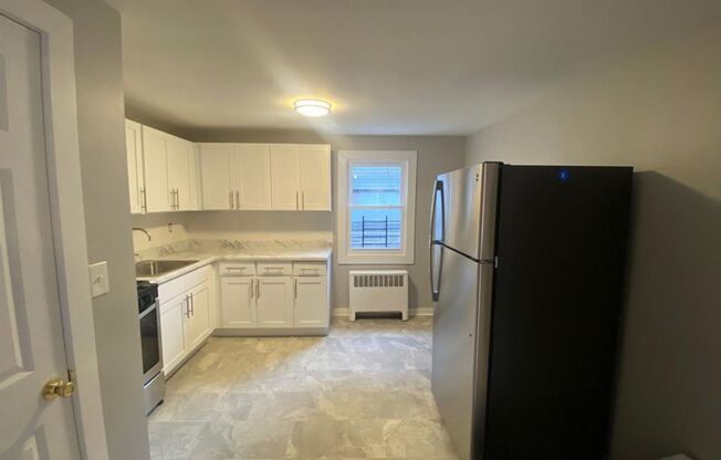 1 bed, 1 bath, $1,695, Unit Apt 04