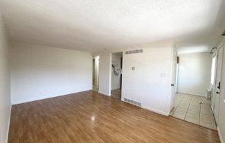 615 E 700 S