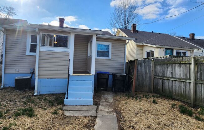 3 beds, 1 bath, $1,450