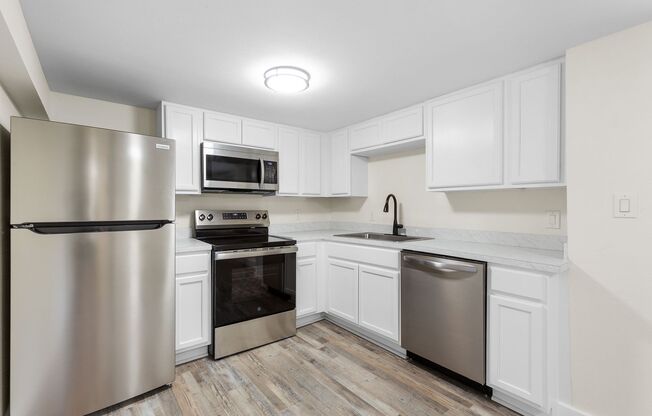 3 Bedroom Home One Block away from TXST!