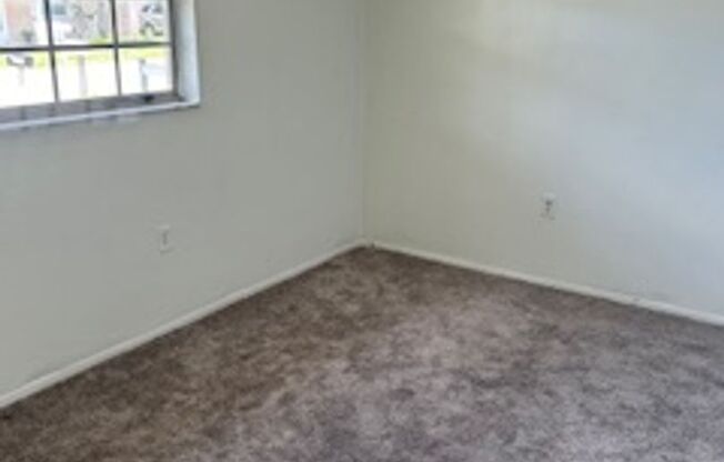 2 beds, 1 bath, $1,450