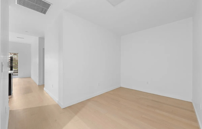 1 bed, 1 bath, $2,995, Unit 105D