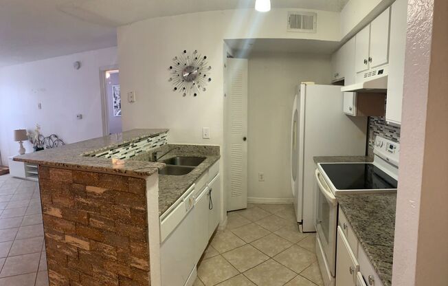 2 beds, 2 baths, $1,695