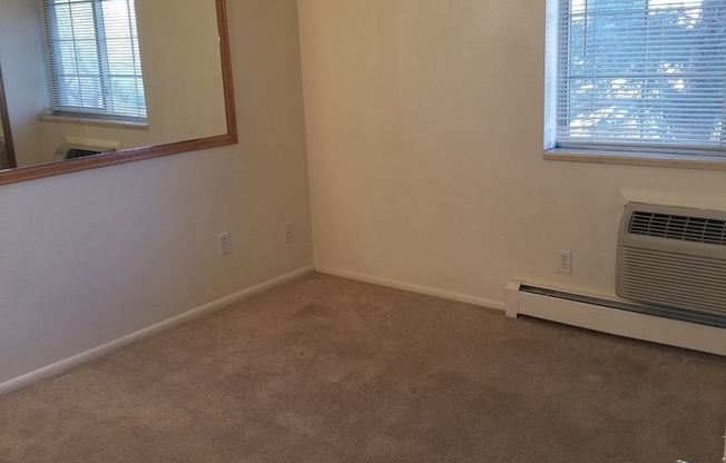 2 beds, 1 bath, 650 sqft, $1,895, Unit 680-217