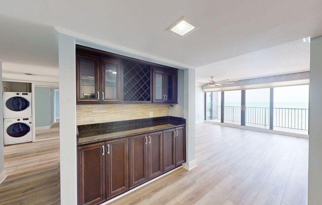Stunning Beachfront Condo in Ocean 14 – Jacksonville Beach!