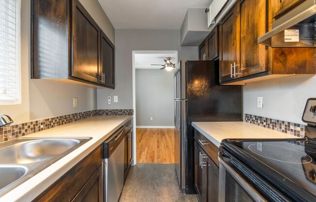 1 bed, 1 bath, 700 sqft, $1,650, Unit 21