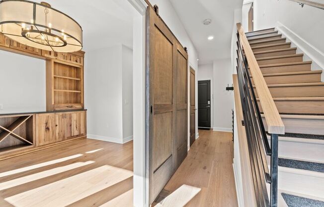 297 AUDEN AVE