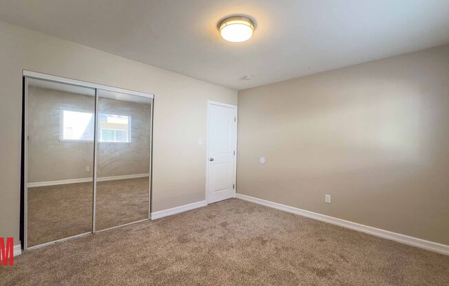 2 beds, 1 bath, $2,099, Unit 4235