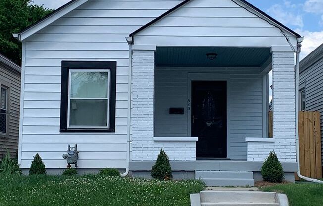Beautiful 2 Bedroom 1 Bath, Newly Updated!