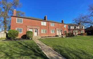 m1684-1690nwblvd