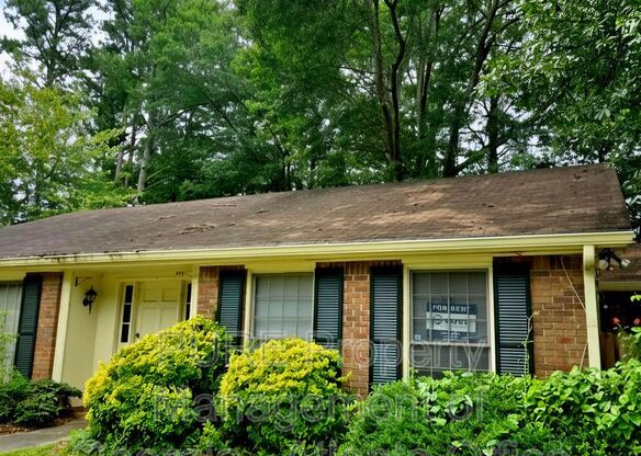 771 WILSON CIR SW