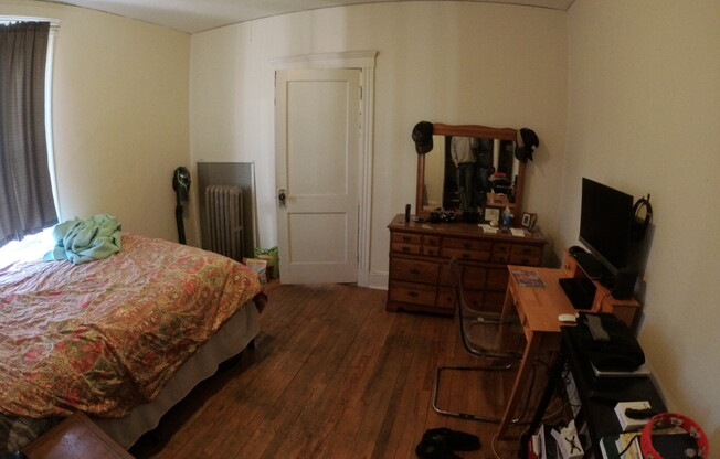1 bed, 1 bath, $2,400, Unit 29