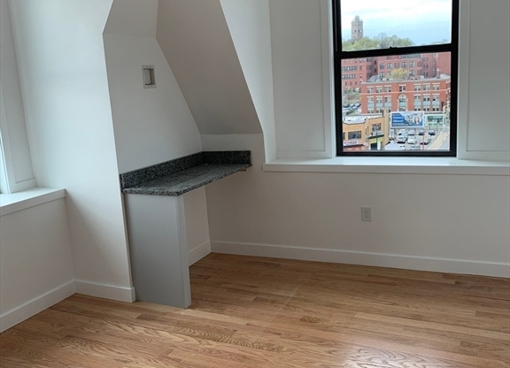 Studio, 1 bath, $1,495, Unit 504