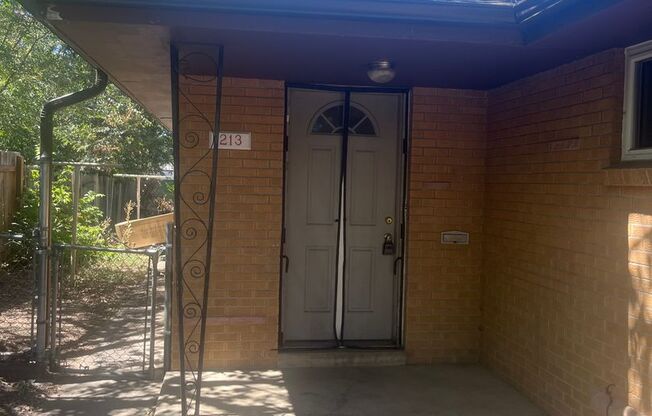 2bd/1bth Ready Now!
