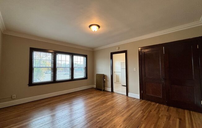 Studio, 1 bath, 445 sqft, $954, Unit 208