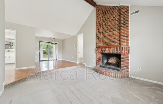 1207 FRST WOOD DR