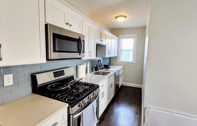 3 ANNAPOLIS ST
