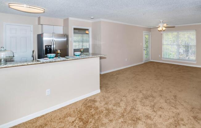 2 beds, 2 baths, 1,050 sqft, $1,924