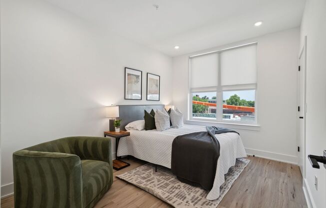 2 beds, 2 baths, 1,000 sqft, $1,795, Unit 203