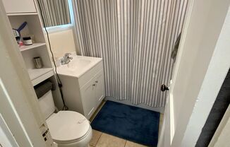 2 beds, 1 bath, $1,350, Unit # 1