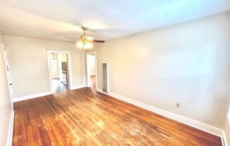 2 beds, 1 bath, $900, Unit Apt. D