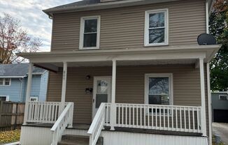 3 beds, 1 bath, $1,600