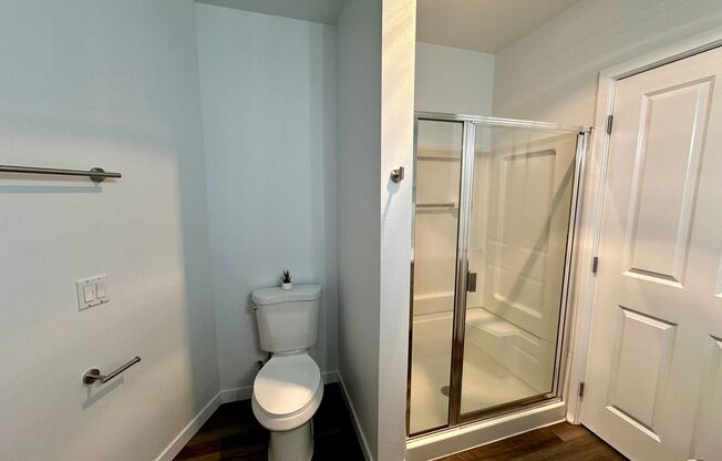 2 beds, 2 baths, 1,356 sqft, $3,700, Unit Unit 202