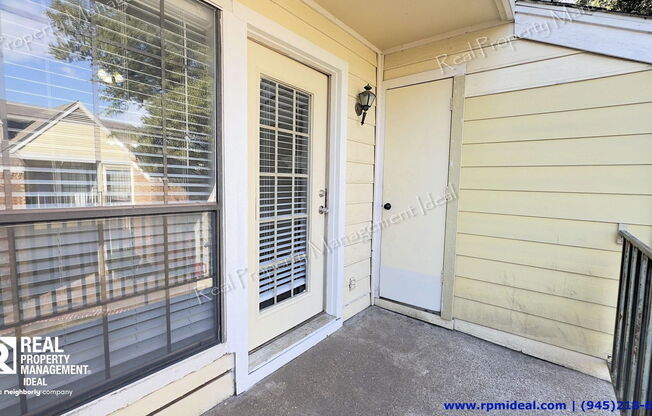 2 beds, 1 bath, 823 sqft, $974, Unit 323