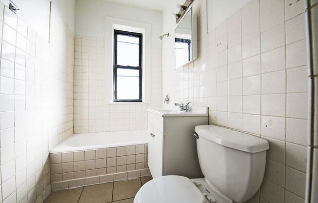 1704 W 77th St 7656 S Paulina St Chicago, IL 60620